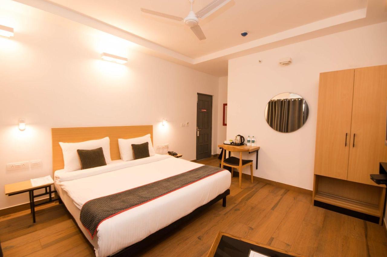 Hotel Vemara Panaji Ngoại thất bức ảnh